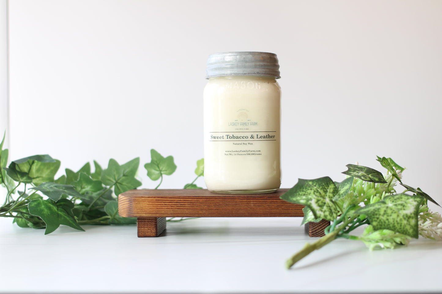 14 Oz. Sweet Tobacco & Leather